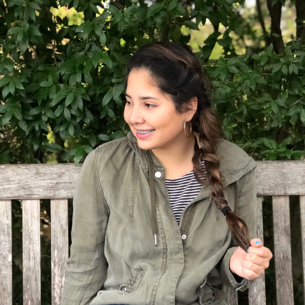 Meet your Posher, Whitney